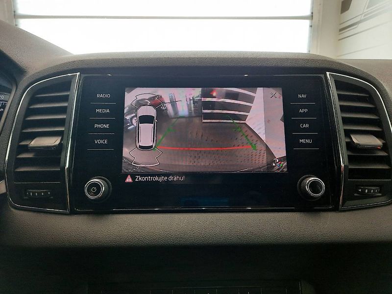 Škoda Karoq (2022) 1.5 TSI (110kW/150k) DSG - fotka 17 z 25