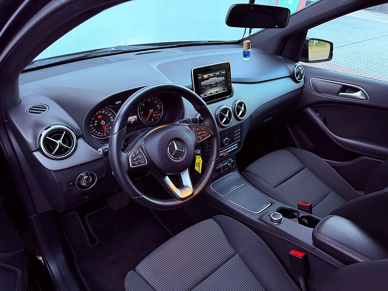 Mercedes-Benz Třídy B 180d 7G, ČR - fotka 14 z 25