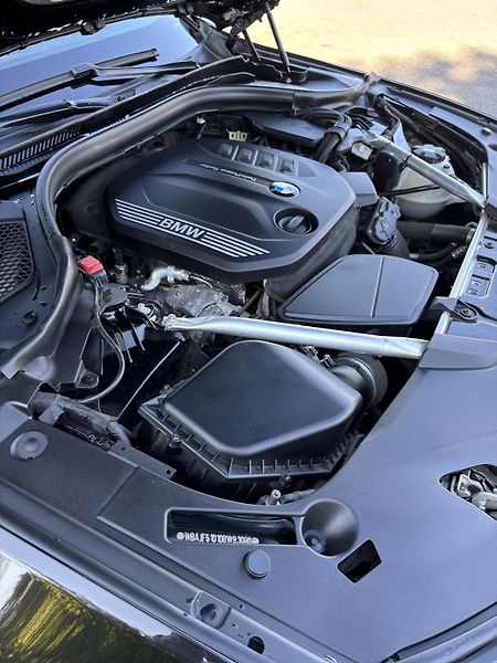 BMW Řada 5 (2019) BMW 520 xd - fotka 8 z 15