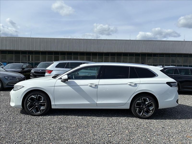 Volkswagen Passat 2,0 TDI PANORAMA,WEBASTO,TAŽNÉ - fotografie inzerátu