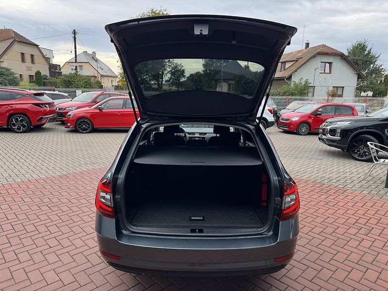 Škoda Octavia (2020) 2.0TDi DSG LED Navi Kamera - fotka 22 z 46