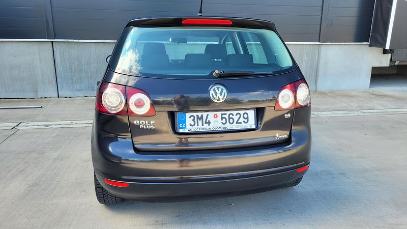 Volkswagen Golf Plus 1,6 75KW KOUPENO V ČR - fotka 11 z 20