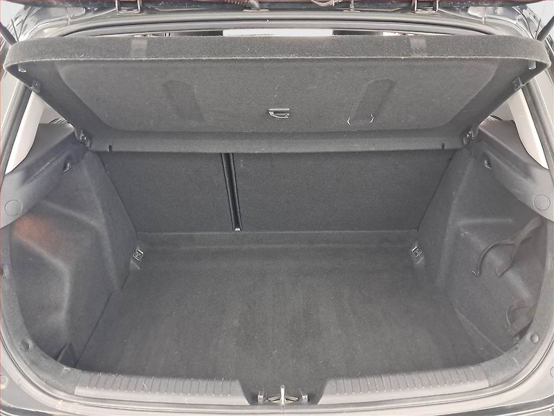 Kia Ceed (2017) 1.6 GDI, ČR,1.maj, Serv.kniha - fotka 14 z 17