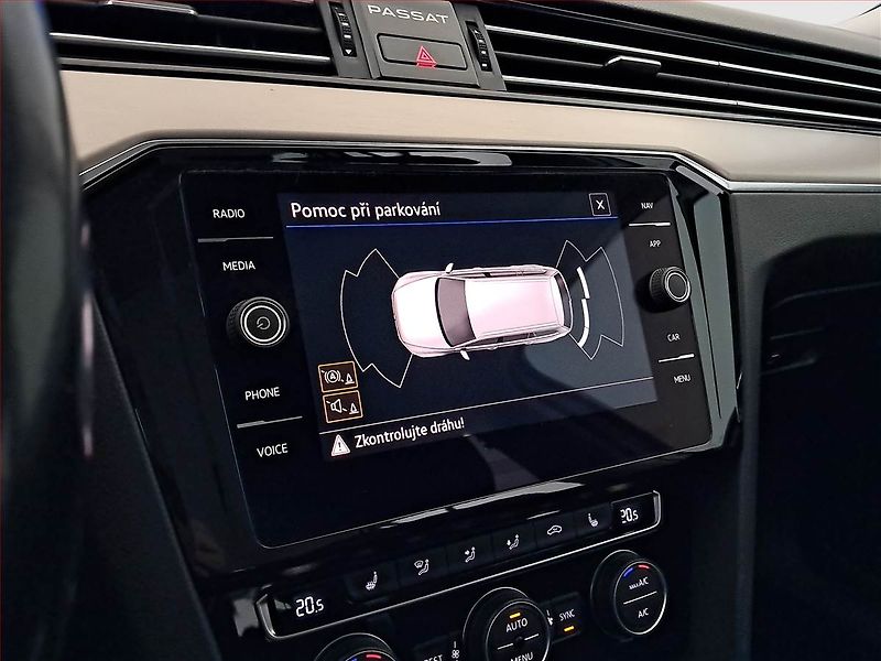 Volkswagen Passat (2020) 2.0 TDI, Automat, Kůže, Navi - fotka 21 z 21