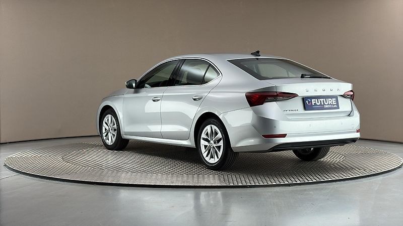 Škoda Octavia 1.0 TSI Style - fotka 2 z 26