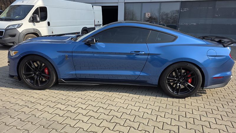 Ford Mustang (2020) SHELBY GT500 AUT RECARO CARBON - fotka 7 z 14
