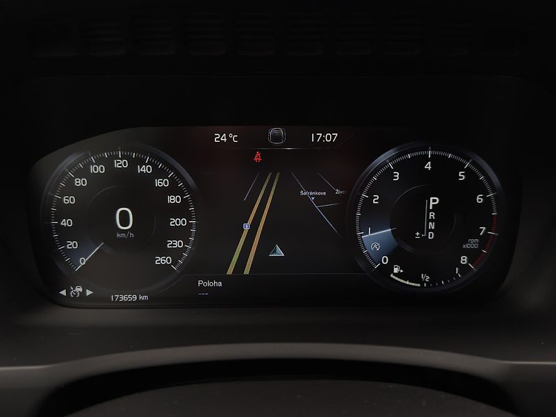 Volvo XC90 T6 AWD INSCRIPTION CZ 1.maj - fotka 16 z 47
