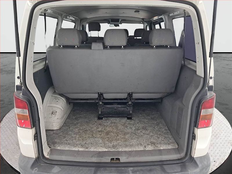 Volkswagen Transporter (2003) 2.5 TDI, Bus, 9Míst - fotka 14 z 16