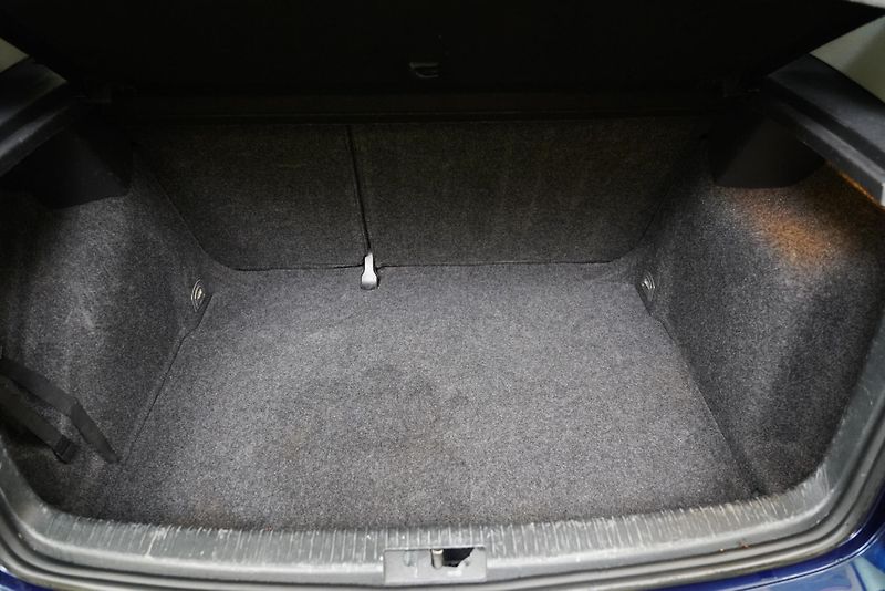 Volkswagen Golf - fotka 21 z 21