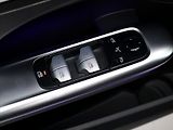 Mercedes-Benz Třídy C 2.0 220d 147kW AMG-Line - náhled 16