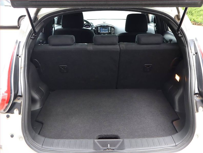 Nissan Juke (2015) 1.2 DIG-T, Navi, Tempomat - fotka 14 z 20