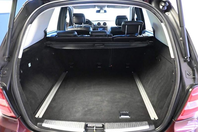 Mercedes-Benz Třídy M (2008) 3.0 4MATIC 7G-TRONIC XENON Vzd - fotka 9 z 33