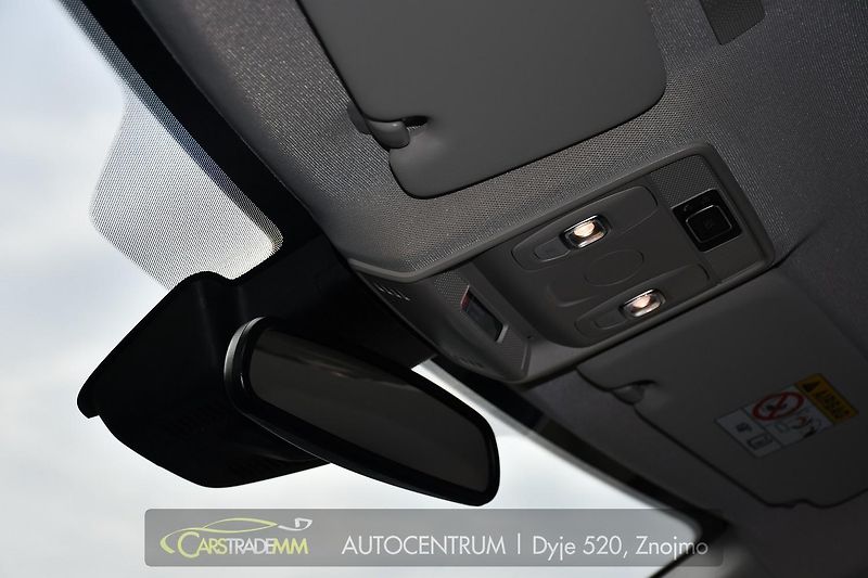Renault Arkana 1.6E-TECH  - fotka 42 z 50
