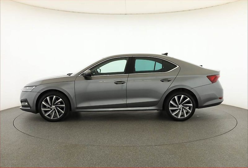 Škoda Octavia (2023) Style Plus 2.0 TDI - fotka 3 z 17