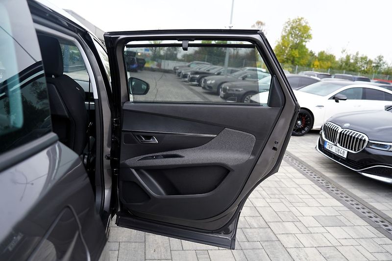 Peugeot 5008 1.6 HDI automat/88KW/7MÍST/ČR - fotka 18 z 44