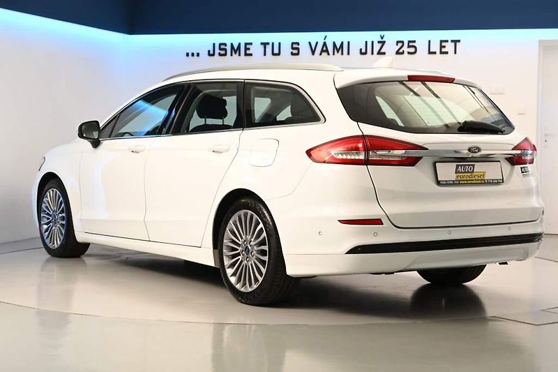 Ford Mondeo (2022) 2.0 LED SONY TITANIUM Webasto - fotka 7 z 35
