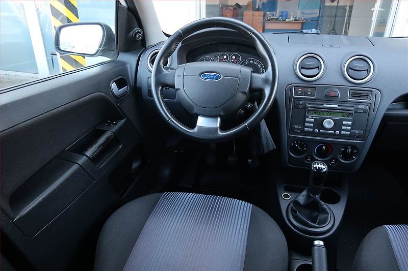 Ford Fusion (2008) 1.4, nová STK, jezdí výborně - fotka 7 z 14