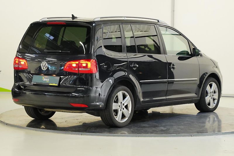 Volkswagen Touran - fotka 2 z 26