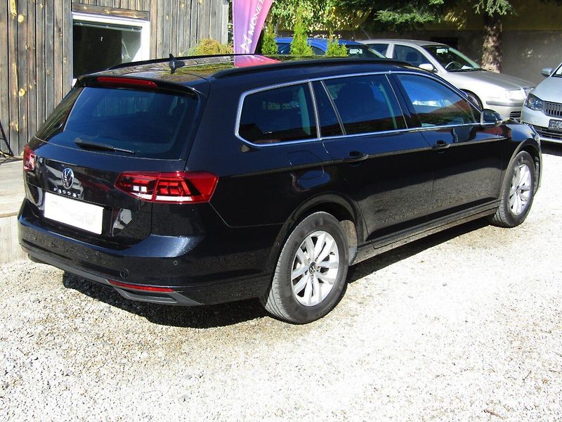 Volkswagen Passat (2021) 2.0 TDI DSG ACC - fotka 11 z 45
