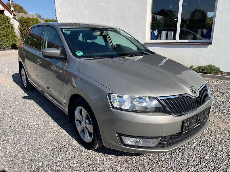 Škoda Rapid (2015) 1.2 TSi Top - fotka 1 z 20