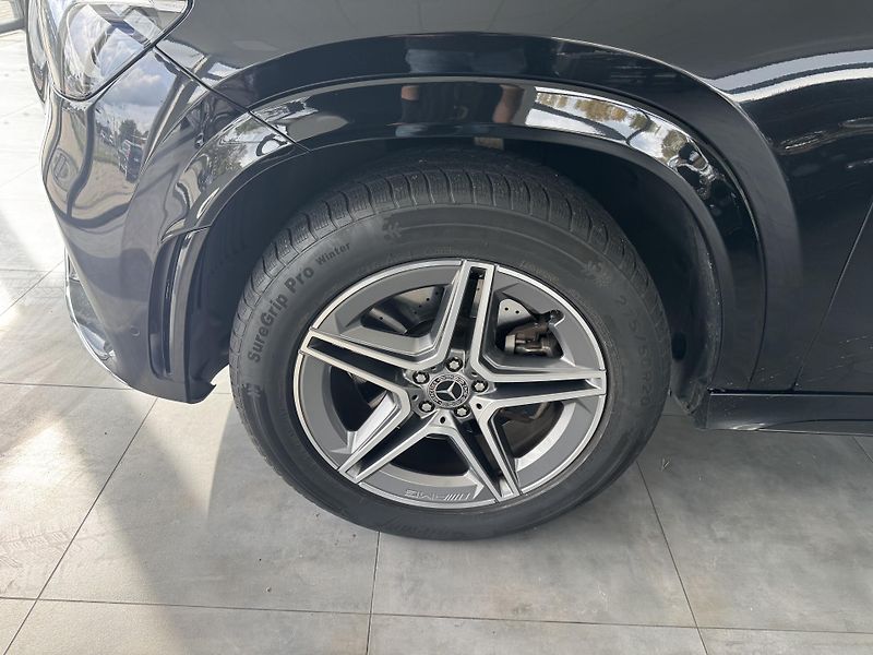 Mercedes-Benz GLE (2022) 300d 4 MATIC AMG  - fotka 31 z 39