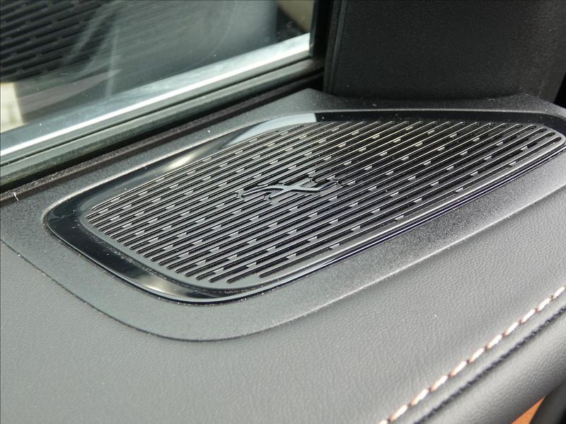 Mercedes-Benz GLC 2,0 220d 4M, 1.Maj, ČR, DPH - fotka 15 z 47