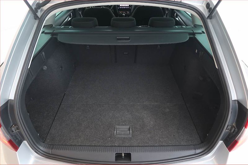 Škoda Octavia (2019) Style 2.0 TDI, Automat, Navi - fotka 14 z 17