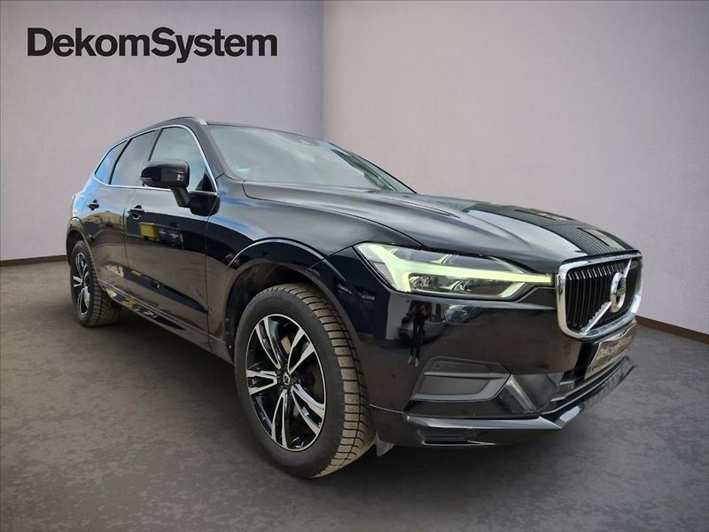 Volvo XC60 2,0 D3 MOMENTUM+ MAN - fotka 2 z 18