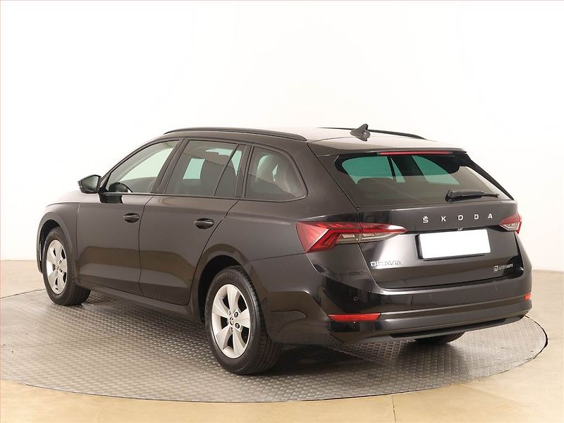 Škoda Octavia (2023) Style 2.0 TDI - fotka 4 z 19