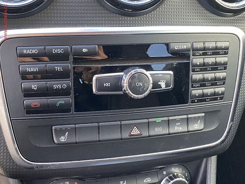 Mercedes-Benz Třídy A (2012) 1.6i A180, Sport, bixen, navi - fotka 16 z 19