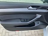 Volkswagen Passat Variant (2020) 2.0TDI 110kW DSG EL.TZ,NAVI - náhled 18