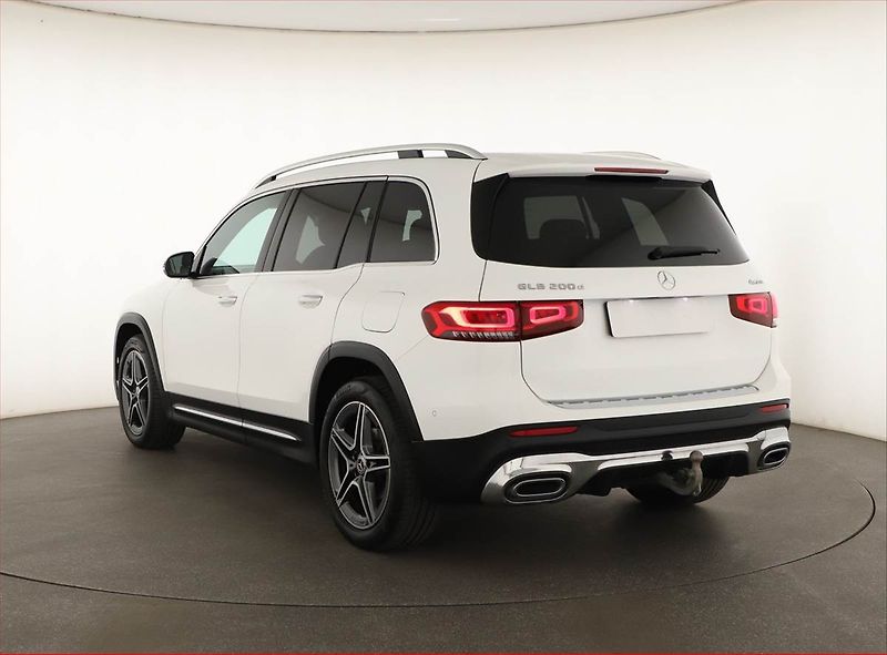 Mercedes-Benz GLB (2023) 200 d 4MATIC - fotka 4 z 21