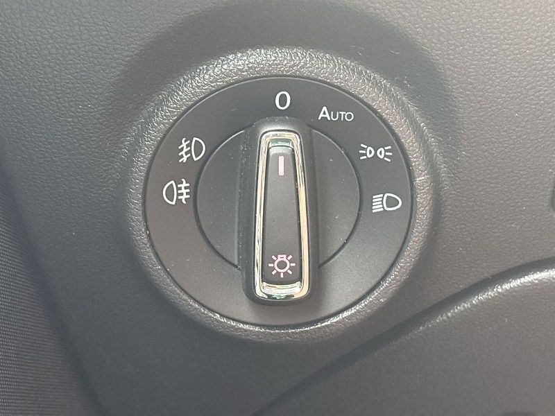 Seat Leon (2019) 1.5 TSI FR - fotka 15 z 27