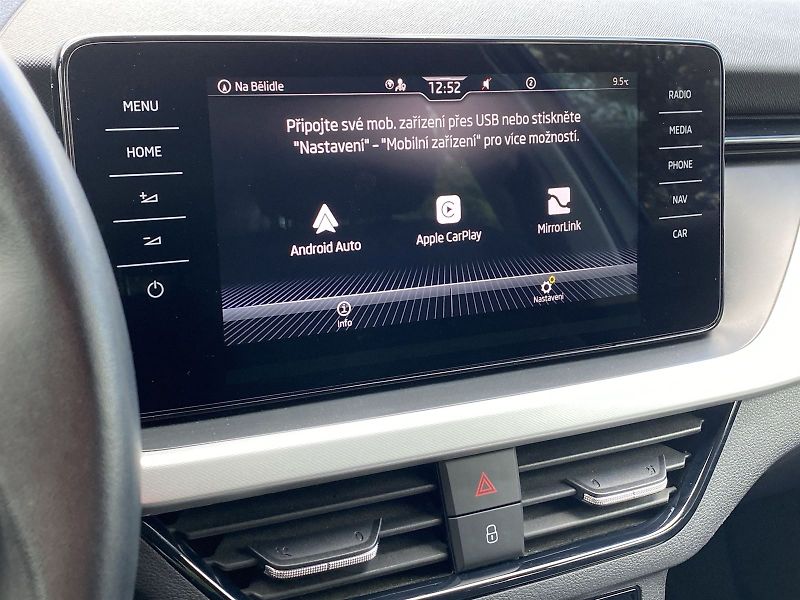 Škoda Scala (2023) 1.0 TSI DSG Ambition - fotka 15 z 31