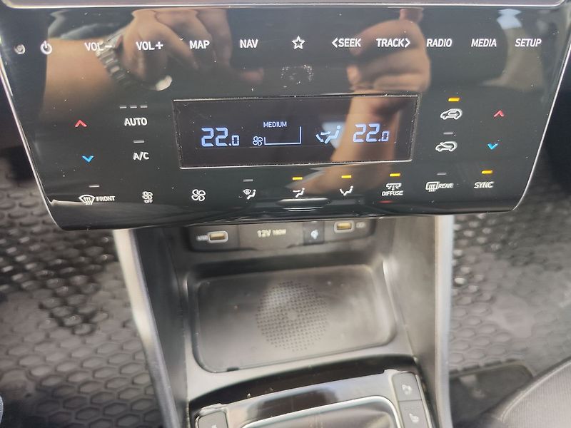 Hyundai Tucson 1.6 T-GDI/110kW Freedom Navi - fotka 23 z 37