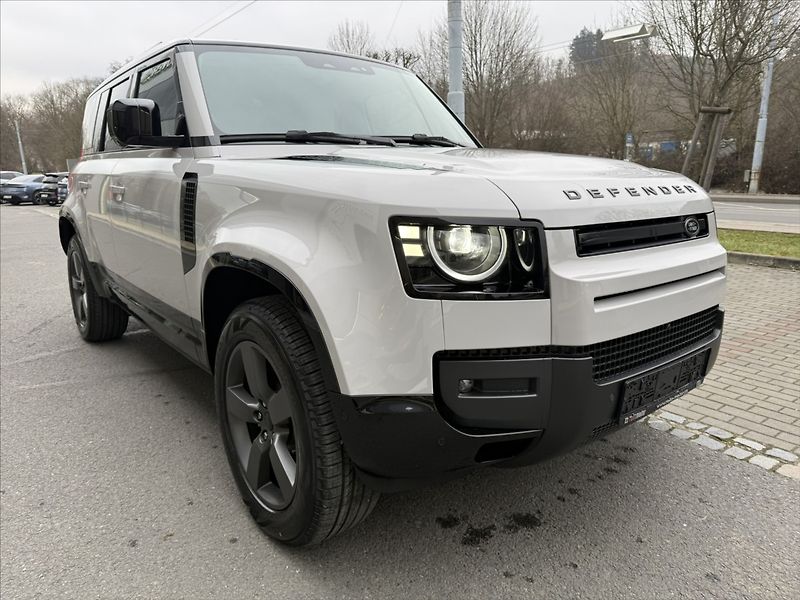 Land Rover Defender 3,0 X-DYNAMIC SE D250 - fotka 5 z 29