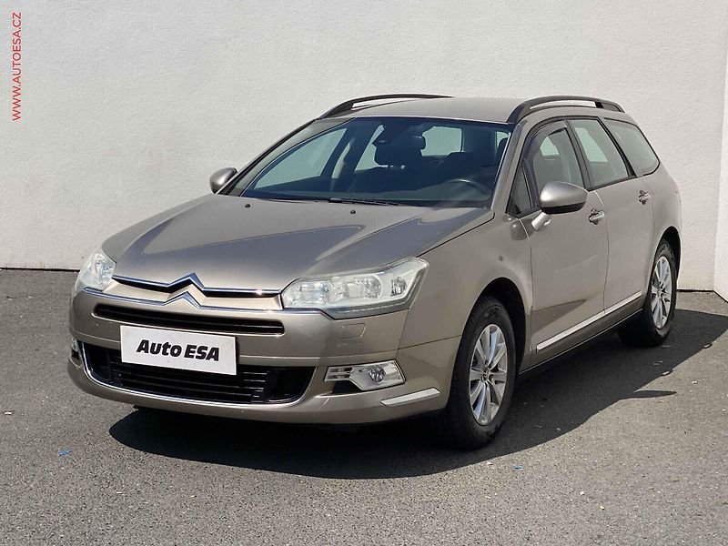 Citroën C5 (2011) 1.6HDi, AC, tempo, park.asist - fotka 3 z 15