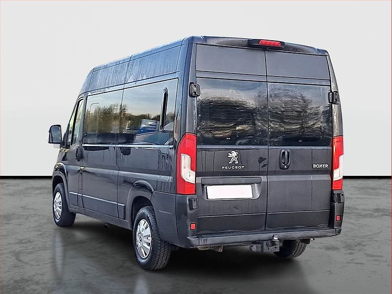 Peugeot Boxer (2019) 2.2 BlueHDi, Bus, 6Míst, ČR - fotka 4 z 17