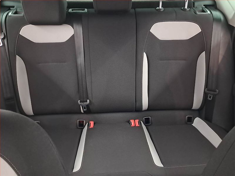 Seat Ateca (2018) 1.0 TSI, Tempomat - fotka 10 z 19
