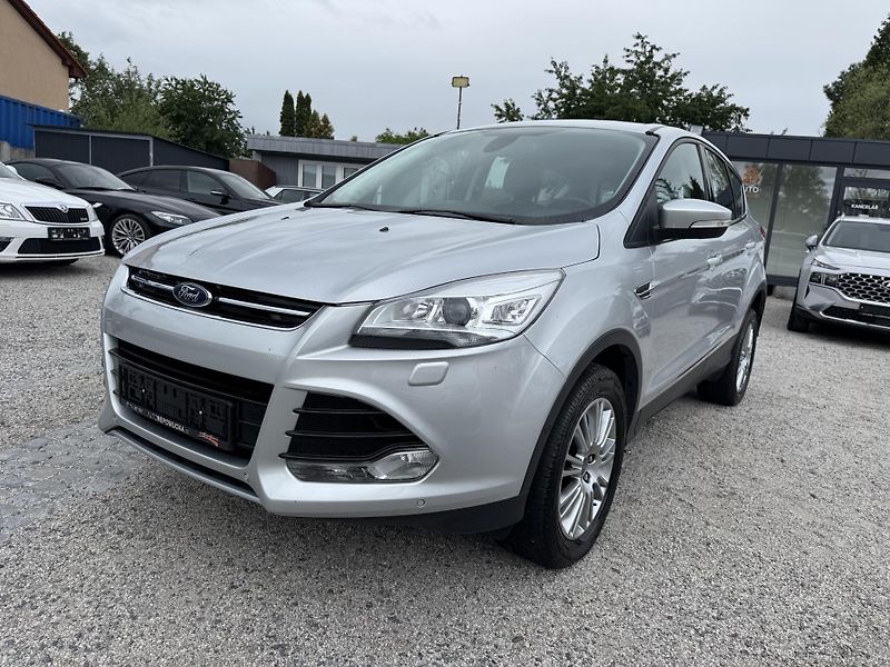Ford Kuga (2014) 1.6 134 kw, 4x4, Bohatá výbava - fotka 11 z 31