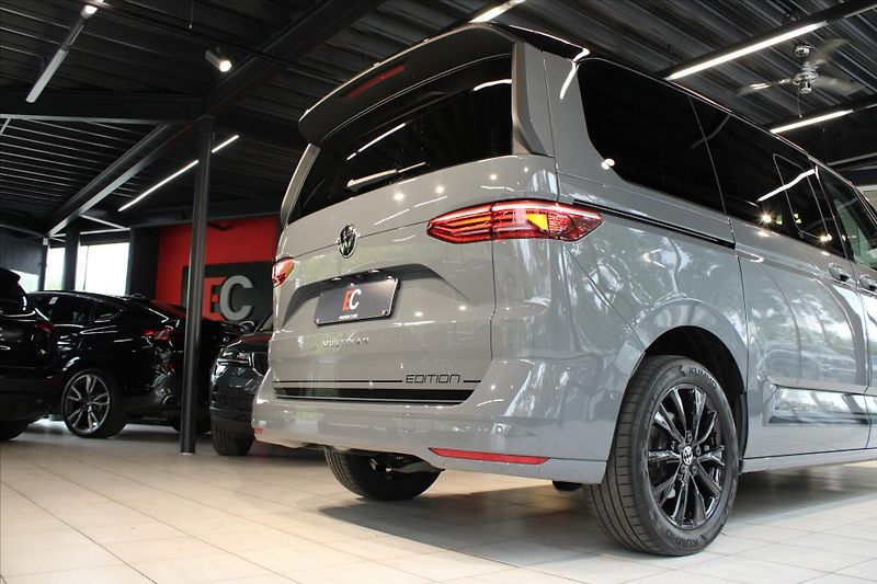 Volkswagen Multivan TDi DSG Edition ACC/NezTop/Har - fotka 8 z 32