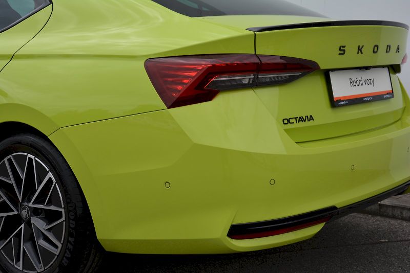 Škoda Octavia (2025) 1.5 TSI 110 KW MILD-HYBRID 7-s - fotka 14 z 29