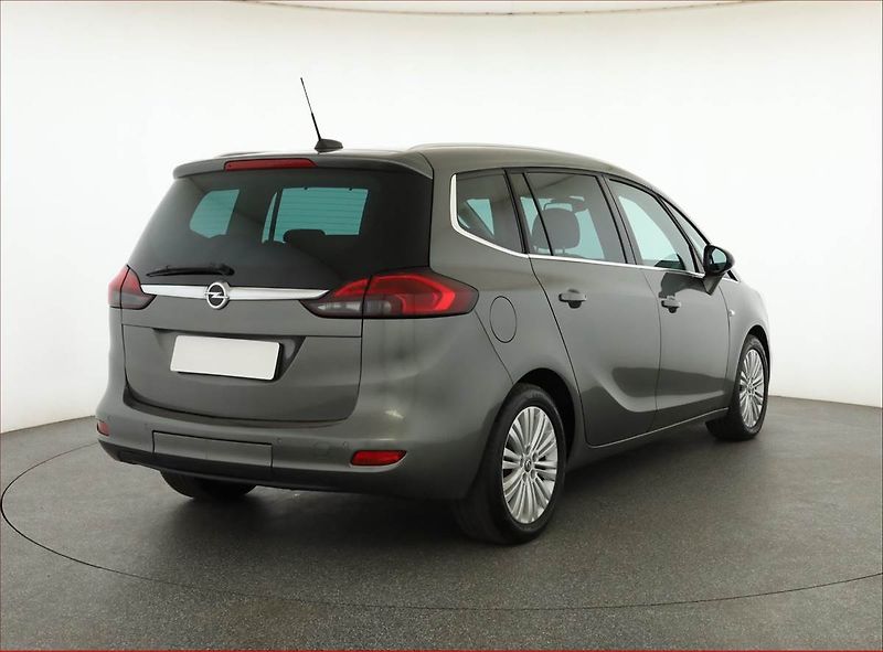 Opel Zafira (2018) 2.0 CDTI, 7 míst, ČR,1.maj - fotka 5 z 19