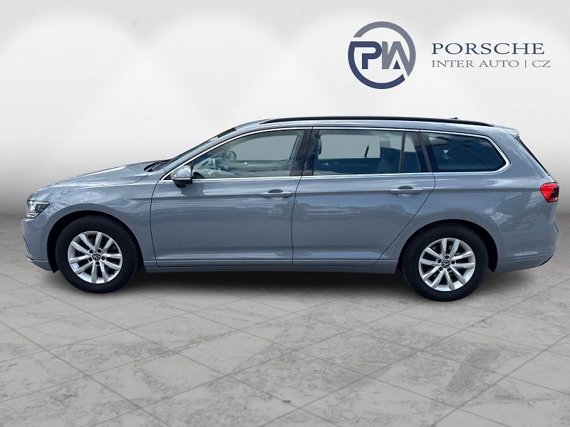 Volkswagen Passat 2.0TDI 110kw DSG Variant - fotka 3 z 26