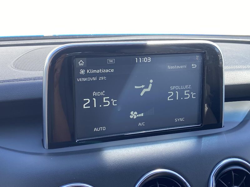 Kia Stinger 2.2 CRDi 147kW 8AT GT-Line - fotka 22 z 28