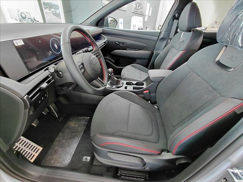 Hyundai Tucson (2025) 1,6 TGDI MT GO N LINE - fotka 9 z 20