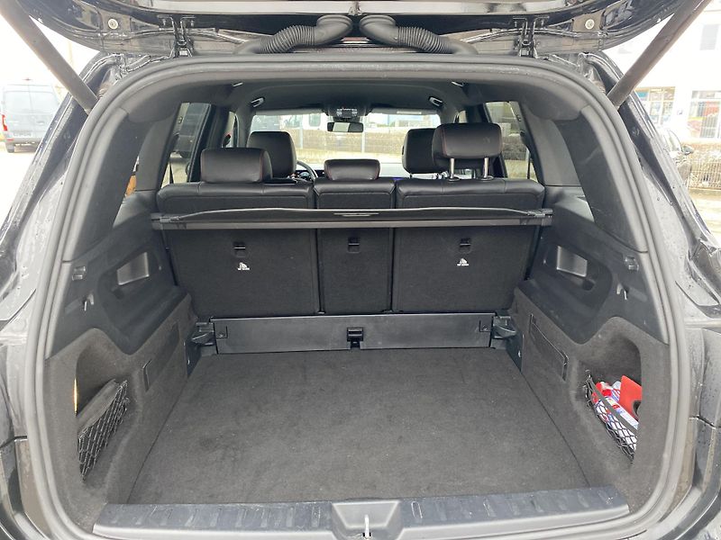 Mercedes-Benz GLB GLB 250 AMG 4M - fotka 16 z 28
