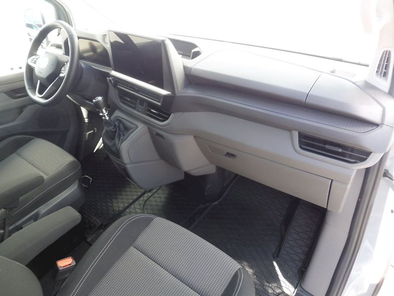 Volkswagen Transporter (2025) DR 2,0 TDI 110kW - fotka 8 z 27