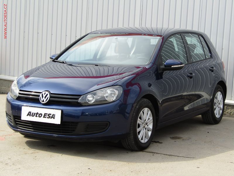 Volkswagen Golf (2010) 1.2TSi, 1.maj,ČR, servis - fotka 3 z 15