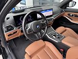 BMW Řada 3 320d xDrive M-Sport Touring - náhled 10